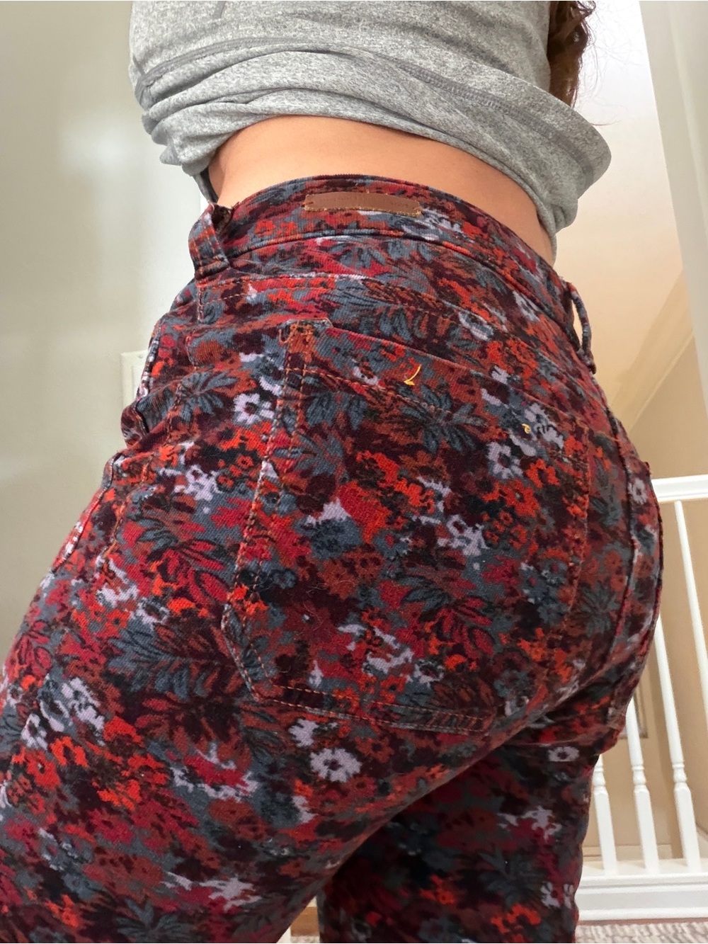 Anthropologie pilcro and the letterpress velvet pants size 6 28 high-rise skinny